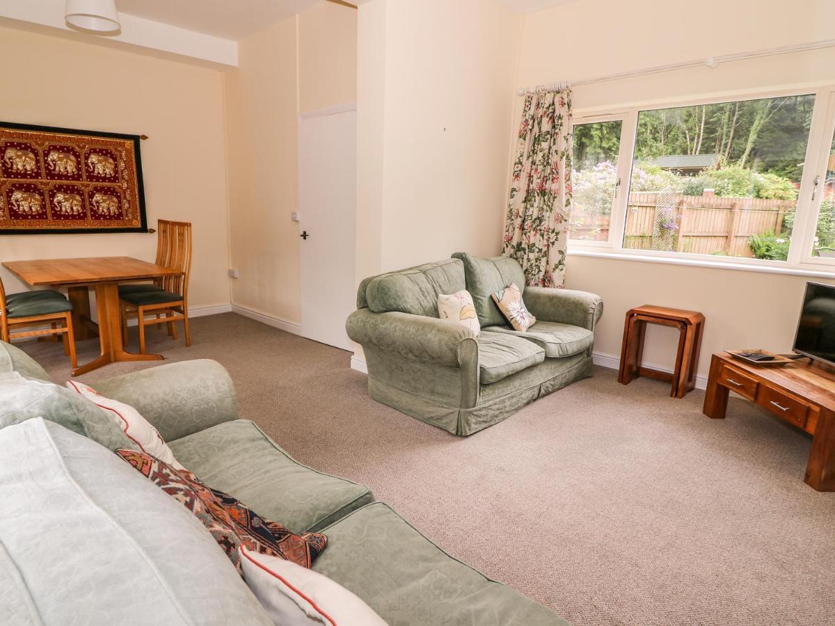 Gardener'S Cottage Llandrindod Wells Esterno foto