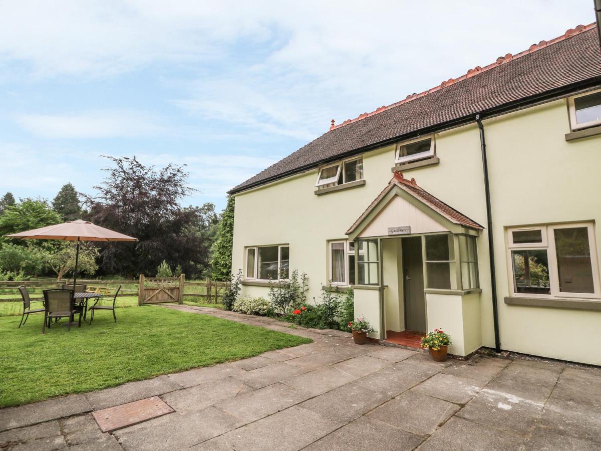 Gardener'S Cottage Llandrindod Wells Esterno foto